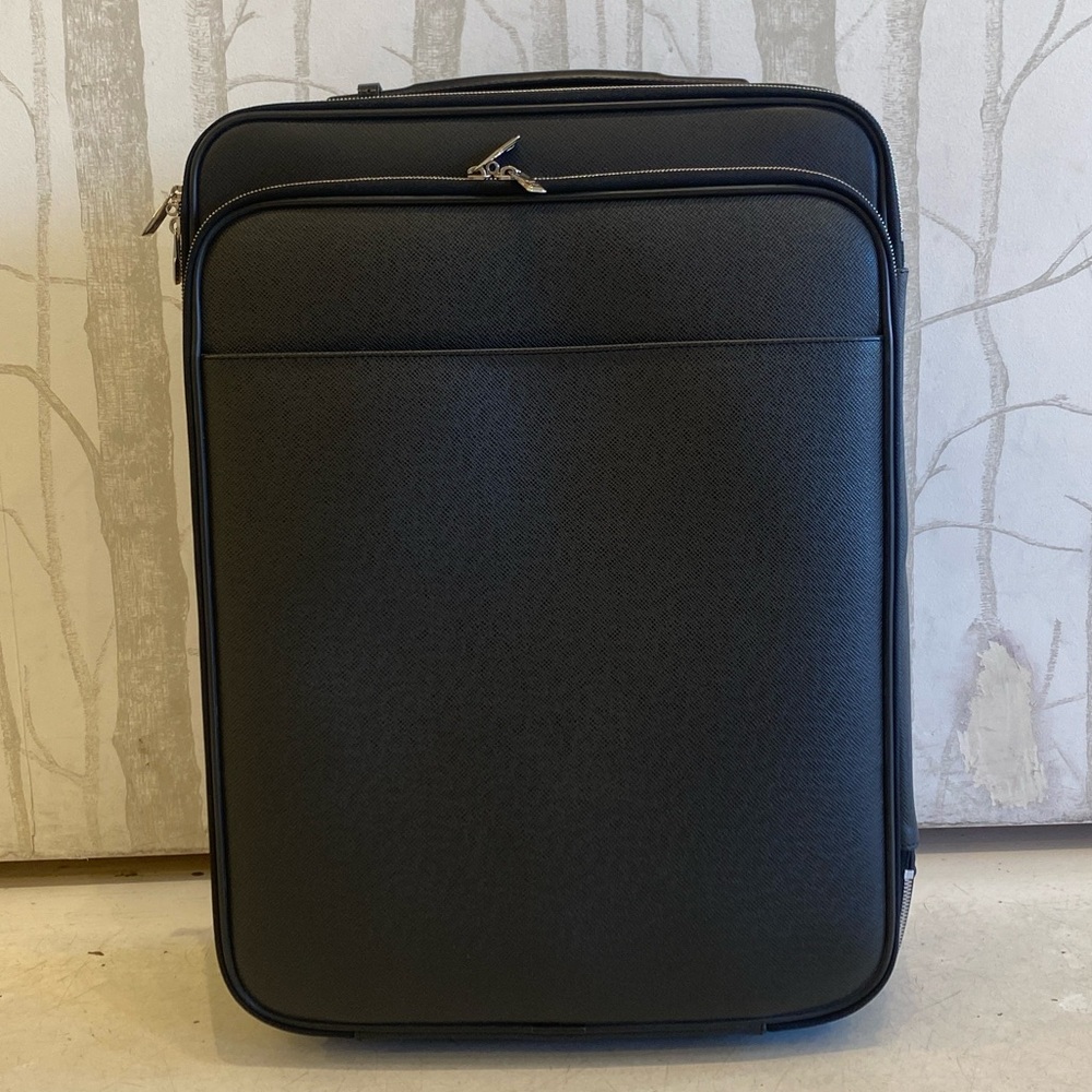 Louis Vuitton Taiga Pegasus Legere Business
Carry Noir Bag Suitcase Black - Picture 17 of 17